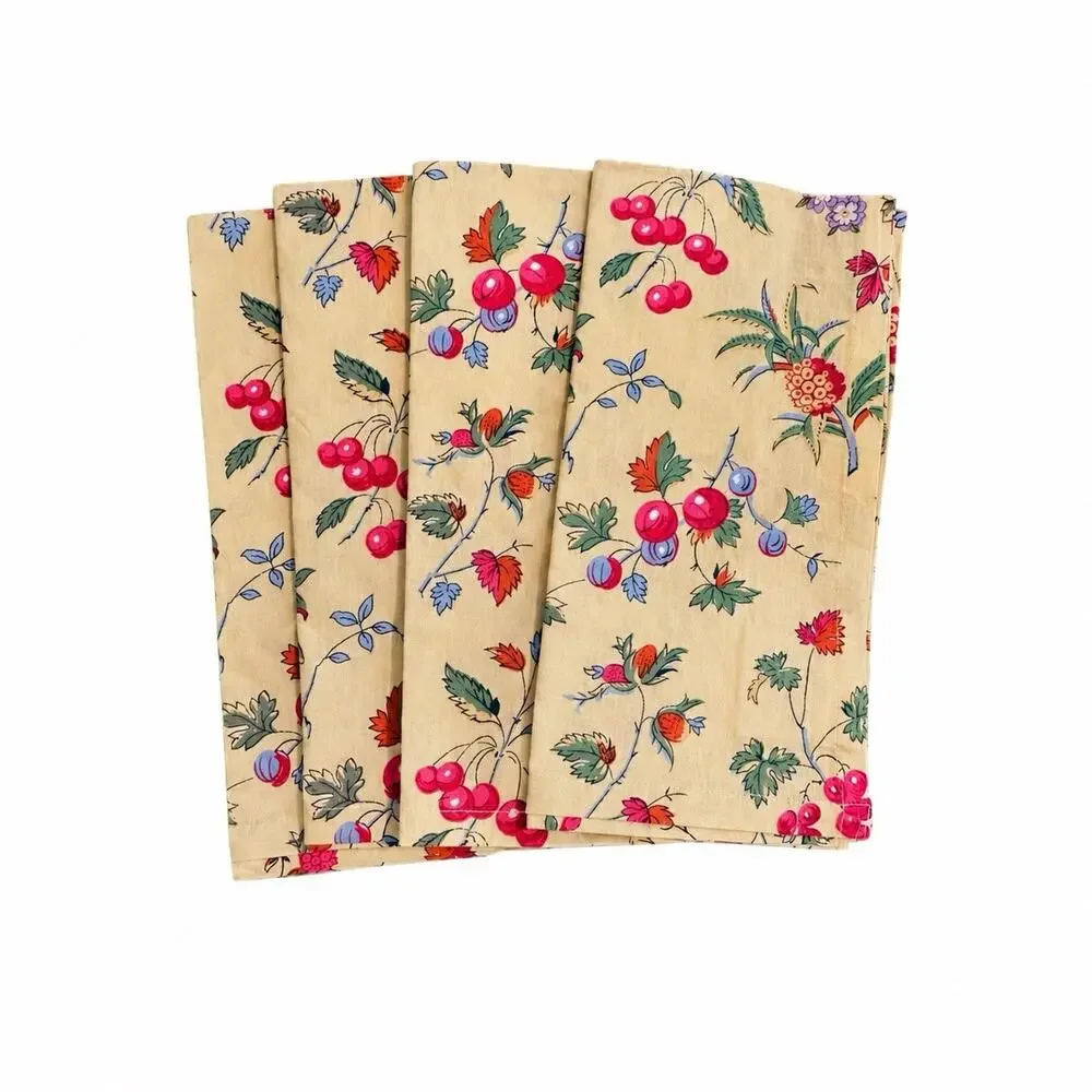 Williams Sonoma Fruit Print Yellow Dinner Napkins Set of 4 New 20 X 20